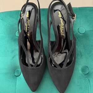 Easy Street Women’s Black Gold Slingback Heels Pumps